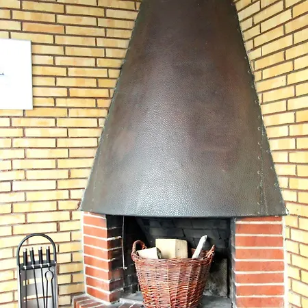 Haus Atlantis, Kaminwohnung 1 *